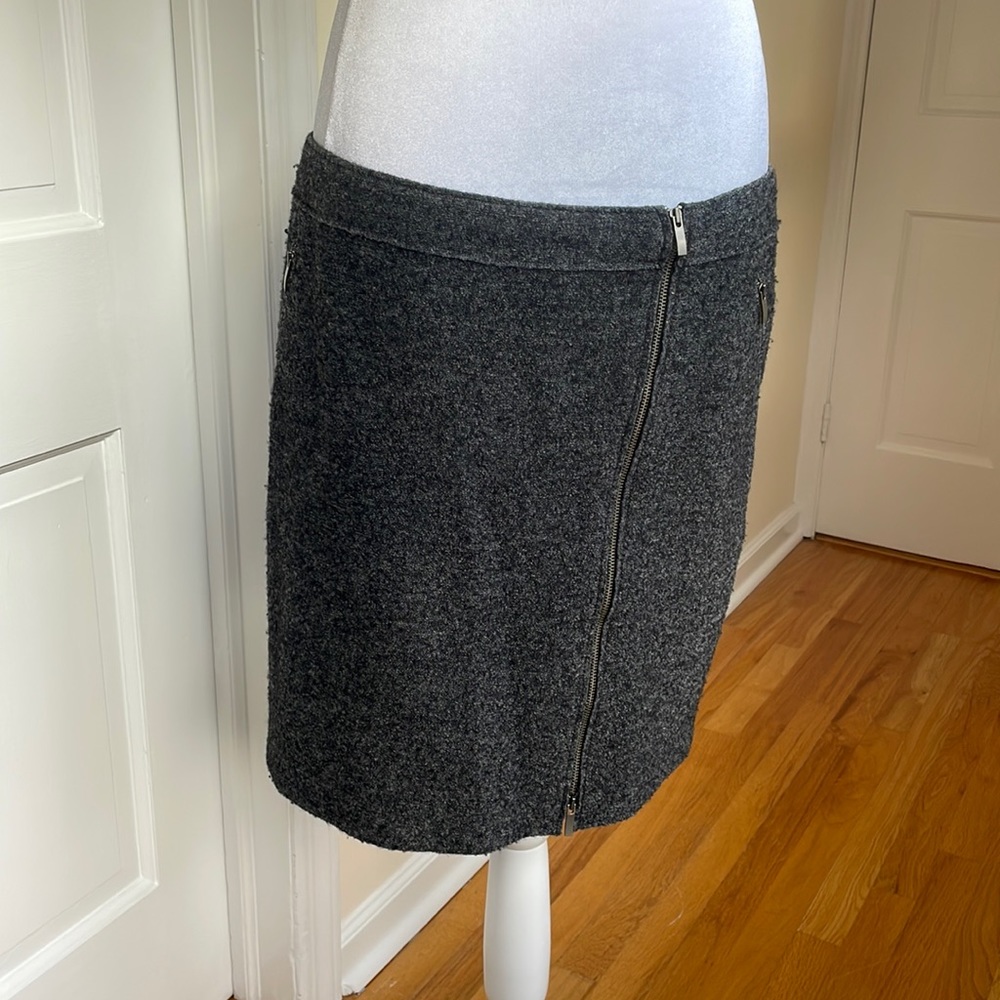 Marc O‘Polo skirt with zipper up front grey